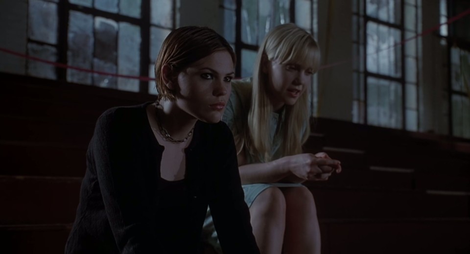 The.Faculty.1998.Bluray.1080p.DTS-HDMA5.1.x264-CHD.mkv_20241213_152942.495.jpg