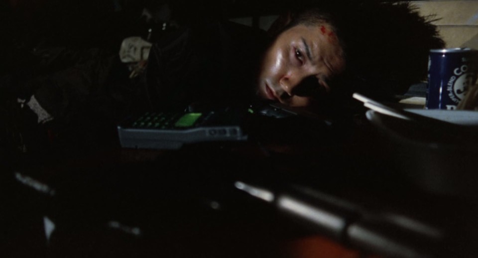 Gonin.1995.Theatrical.Cut.Bluray.1080p.LPCM2.0.x265.10bit-CHD.mkv_20241230_235247.006.jpg