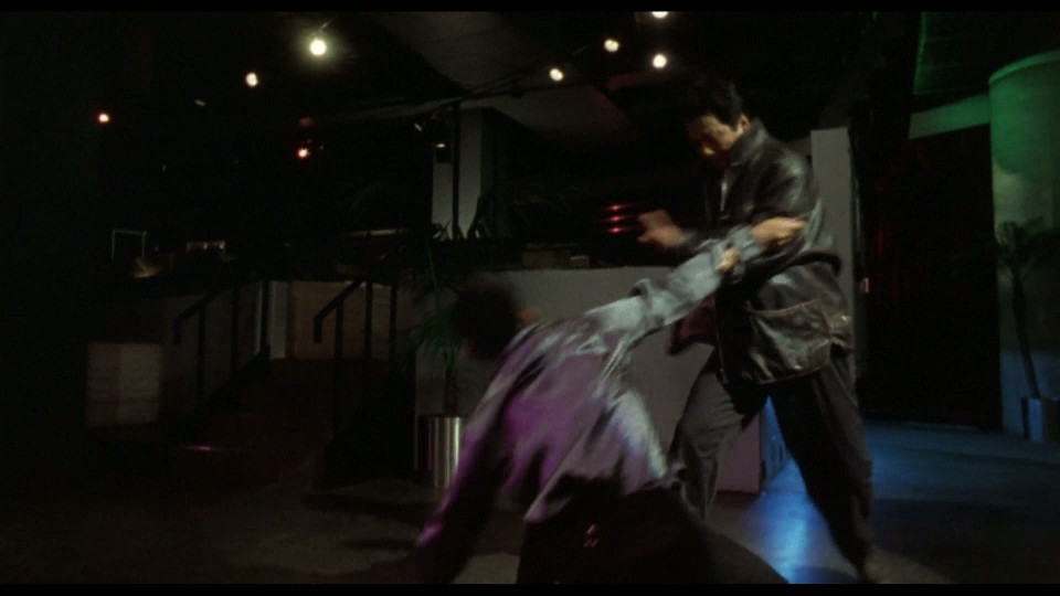 Gonin.1995.Theatrical.Cut.Bluray.1080p.iPad.AAC2.0.x264-CHDPAD.mp4_20241230_235210.237.jpg