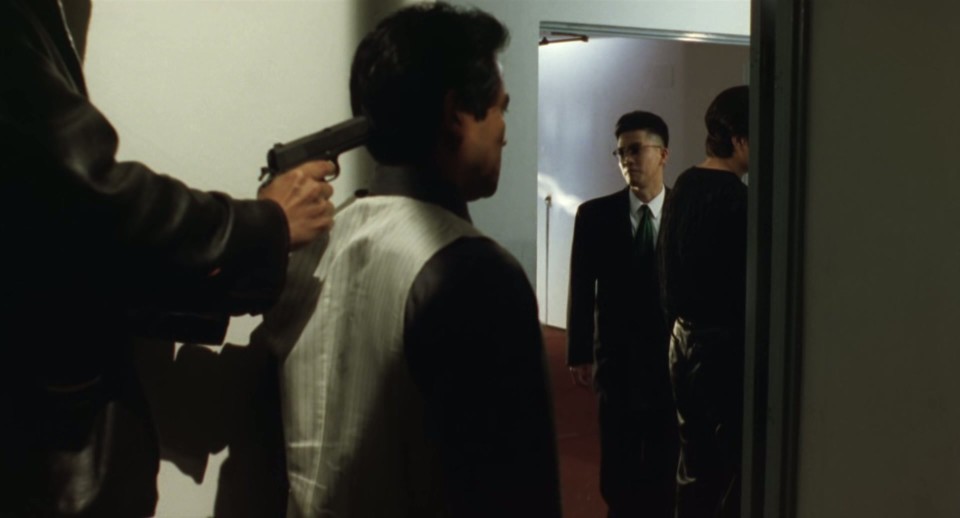 Gonin.1995.Directors.Cut.Bluray.1080p.LPCM2.0.x264-CHD.mkv_20241231_001422.827.jpg