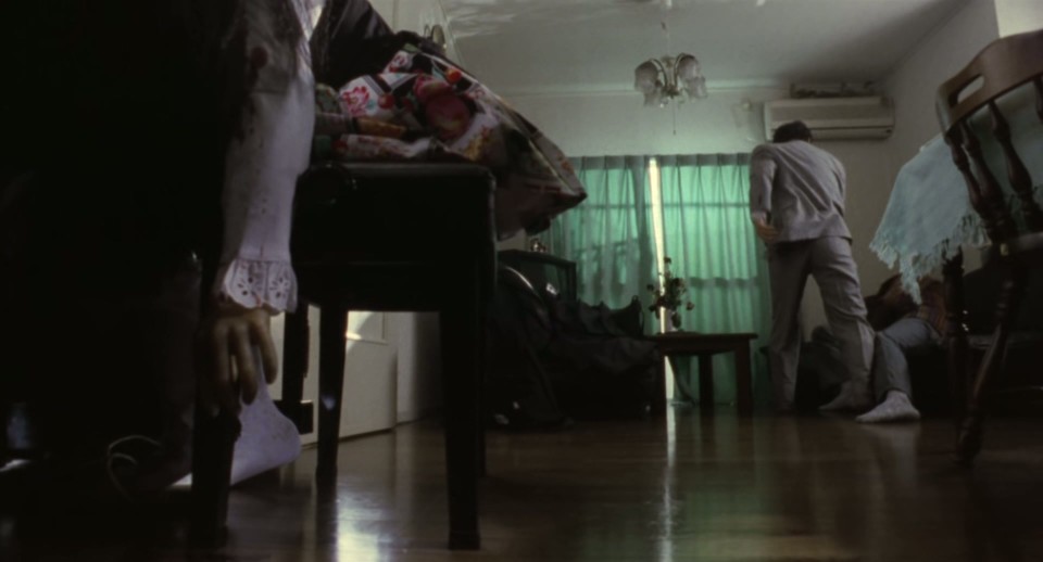 Gonin.1995.Directors.Cut.Bluray.1080p.LPCM2.0.x264-CHD.mkv_20241231_001427.742.jpg