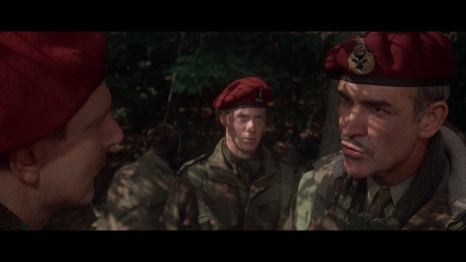 A.Bridge.Too.Far.1977.1080p.Bluray.REMUX.MPEG-2.DTS-HDMA5.1-CHD.mkv_20250103_212604.631.jpg