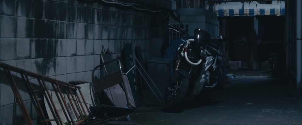 Shin.Kamen.Rider.2023.Bluray.1080p.DD5.1.x265.10bit-CHD.mkv_20250103_184921.976.jpg