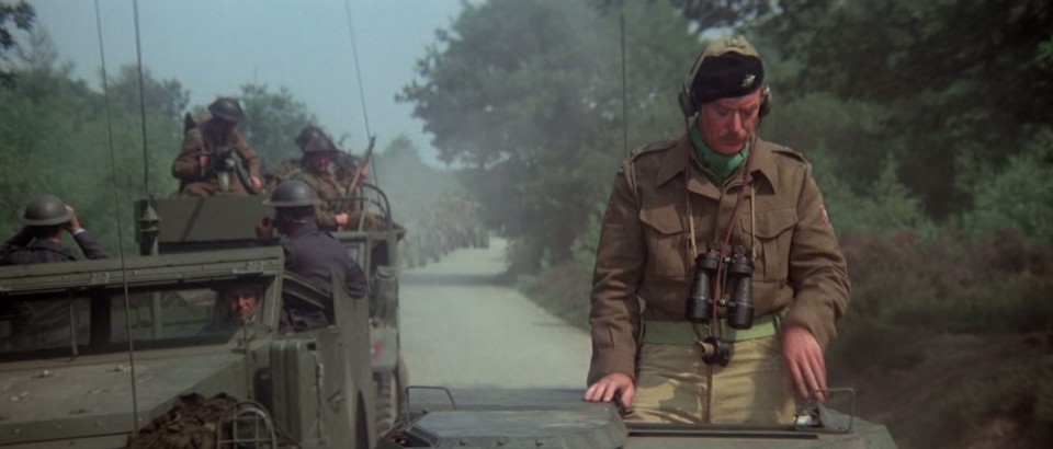 A.Bridge.Too.Far.1977.Bluray.1080p.DTS-HDMA5.1.x265.10bit-CHD.mkv_20250104_020409.713.jpg