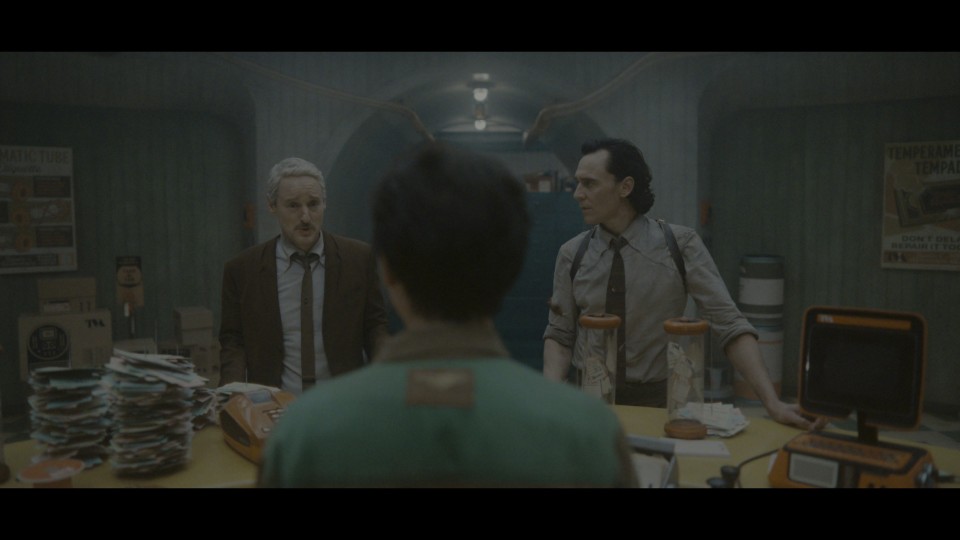 Loki.S02E01.2023.2160p.UHD.Bluray.REMUX.DoVi.HDR.HEVC.TrueHD7.1-CHD.mkv_20250416_161343.595.jpg