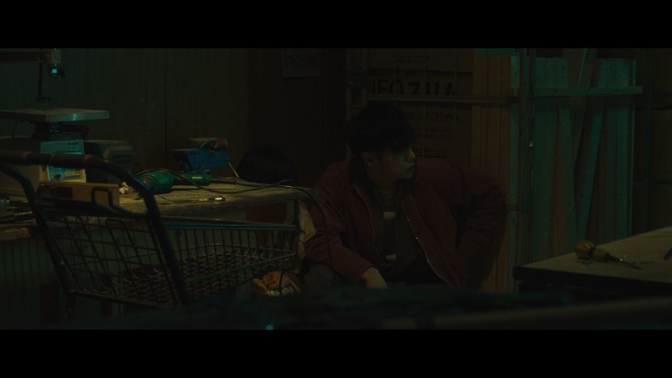 First.Love.AKA.Hatsukoi.2019.1080p.Bluray.REMUX.AVC.DTS-HDMA5.1-CHD.mkv_20250421_114738.799.jpg