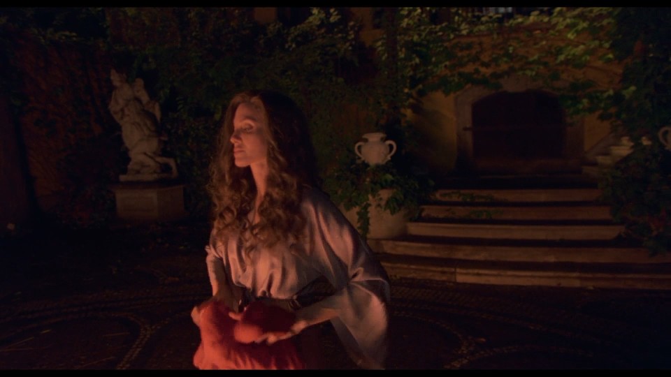 Maria.2024.Bluray.1080p.iPad.AAC2.0.x264-CHDPAD.mp4_20250421_093334.052.jpg