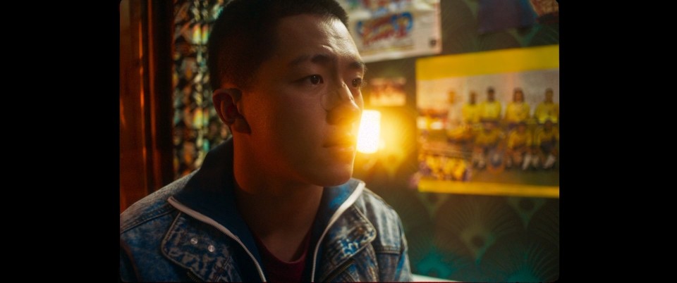 Evacuate.from.the.21st.Century.2024.Bluray.1080p.DTS-HDMA5.1.x264-CHD.mkv_20250422_220021.982.jpg