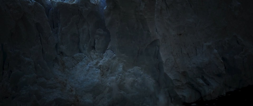 Evacuate.from.the.21st.Century.2024.Bluray.1080p.DTS-HDMA5.1.x264-CHD.mkv_20250422_220040.534.jpg
