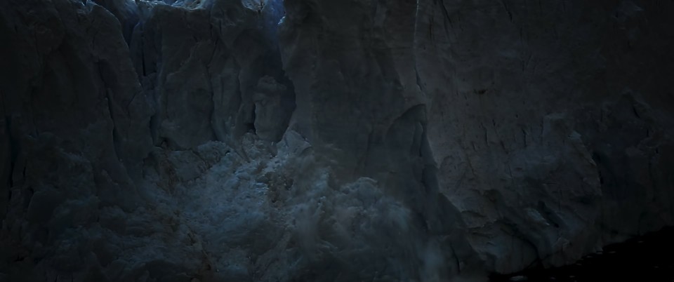 Evacuate.from.the.21st.Century.2024.Bluray.1080p.DTS-HDMA5.1.x265.10bit-CHD.mkv_20250422_220259.806.jpg