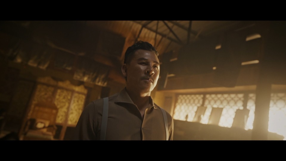 Striking.Rescue.2024.1080p.Bluray.REMUX.AVC.DTS-HDMA5.1-CHD.mkv_20250509_003452.626.jpg