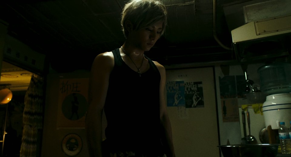 Grasshopper.2015.Bluray.1080p.DTS-HDMA5.1.x264-CHD.mkv_20250510_072357.729.jpg