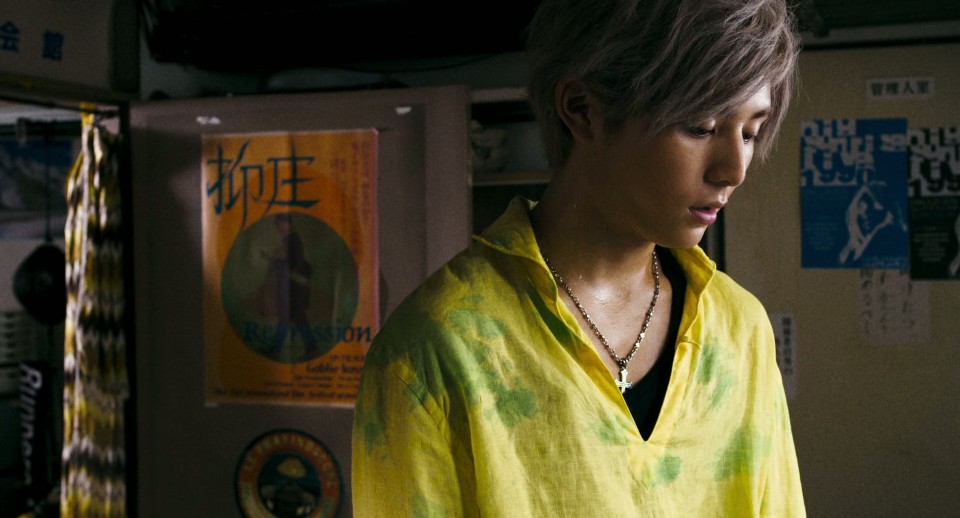 Grasshopper.2015.Bluray.1080p.DTS-HDMA5.1.x264-CHD.mkv_20250510_072402.873.jpg