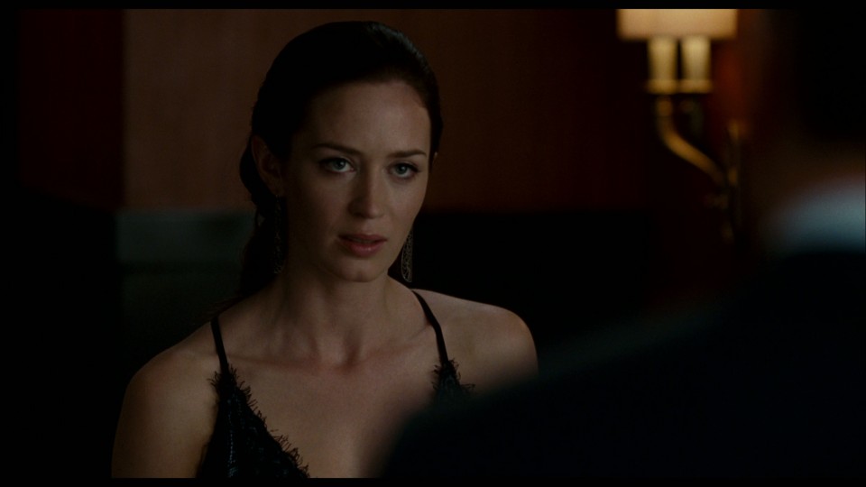 The.Adjustment.Bureau.2011.REMUX.Bluray.1080p.AVC.DTS-HDMA5.1-CHD.mkv_20250511_074056.087.jpg