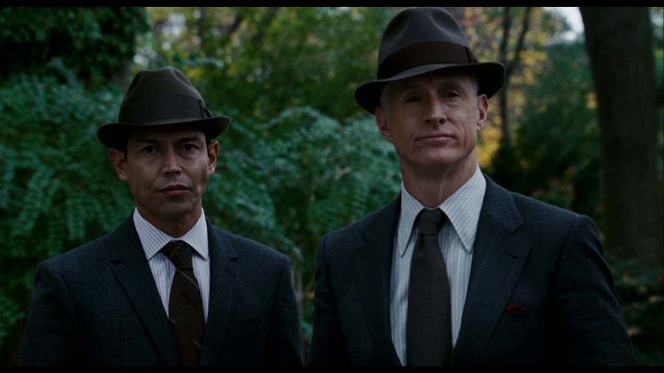 The.Adjustment.Bureau.2011.REMUX.Bluray.1080p.AVC.DTS-HDMA5.1-CHD.mkv_20250511_074105.953.jpg