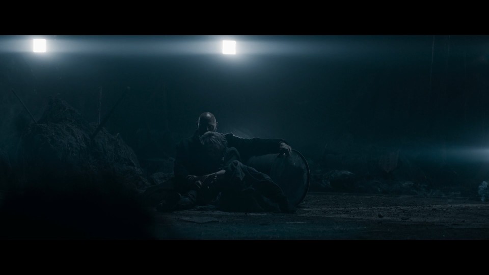 In.the.Lost.Lands.2025.BluRay.1080p.iPad.AAC2.0.x264-CHDPAD.mp4_20250615_135537.803.jpg