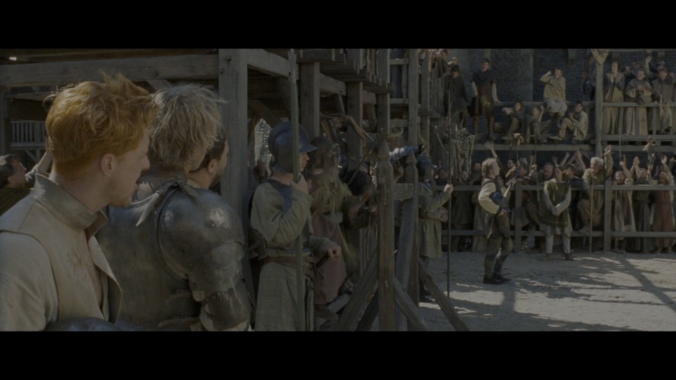 A.Knights.Tale.2001.2160p.UHD.BluRay.REMUX.DoVi.HDR.HEVC.TrueHD7.1-CHD.mkv_20250616_212022.805.jpg