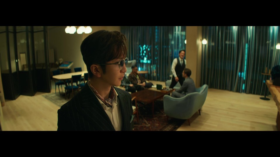 The.Moon.Thieves.2024.Bluray.1080p.iPad.AAC2.0.x264-CHDPAD.mp4_20250616_110406.474.jpg