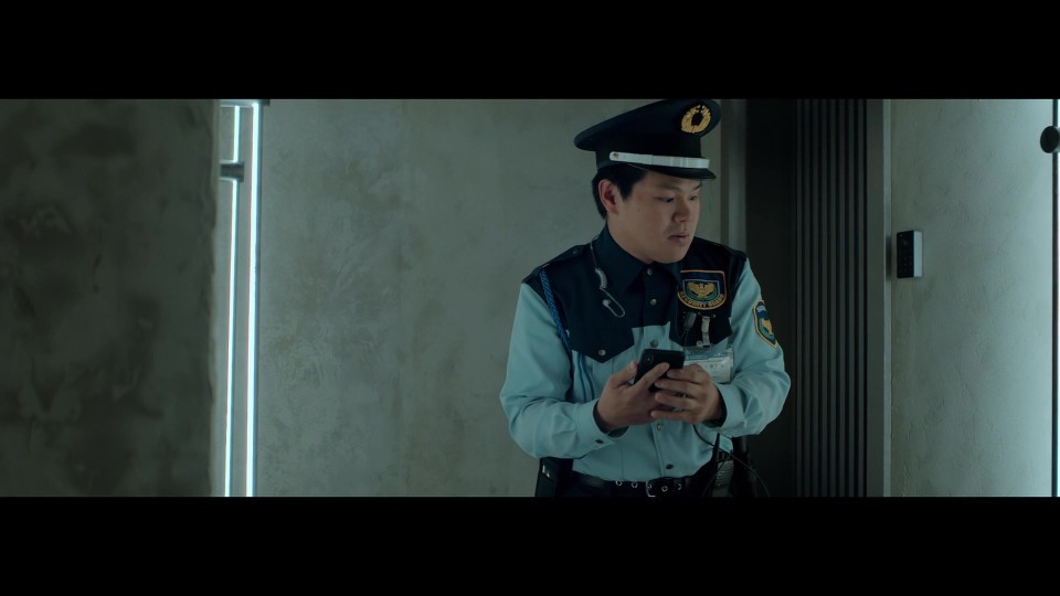 The.Moon.Thieves.2024.Bluray.1080p.iPad.AAC2.0.x264-CHDPAD.mp4_20250616_110410.286.jpg