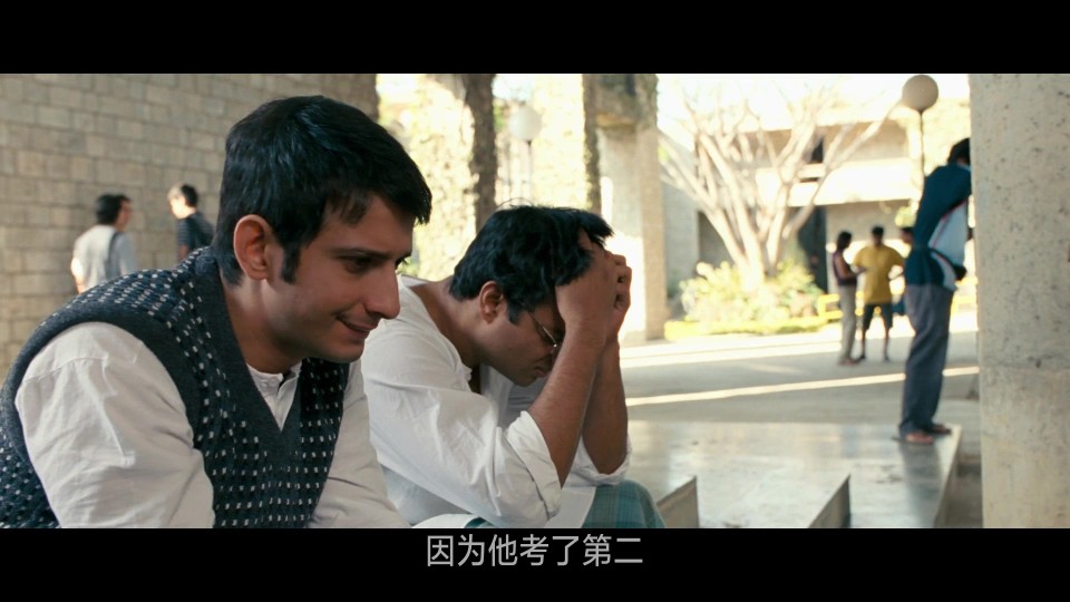 3.Idiots.2009.Bluray.1080p.iPad.AAC2.0.x264-CHDPAD.mp4_20250619_152313.745.jpg
