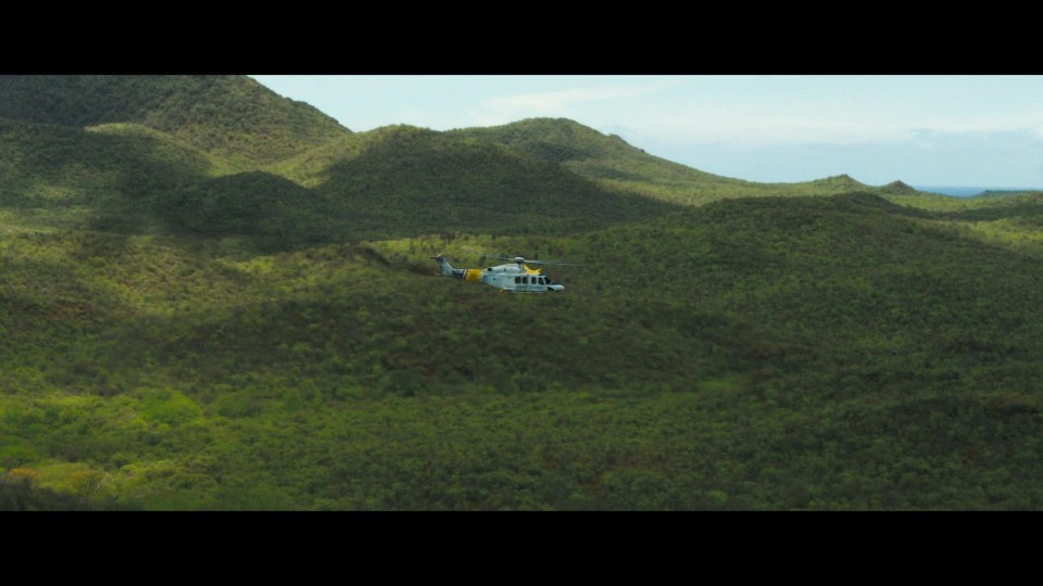 Invasion.2024.BluRay.1080p.iPad.AAC2.0.x264-CHDPAD.mp4_20250619_223315.629.jpg