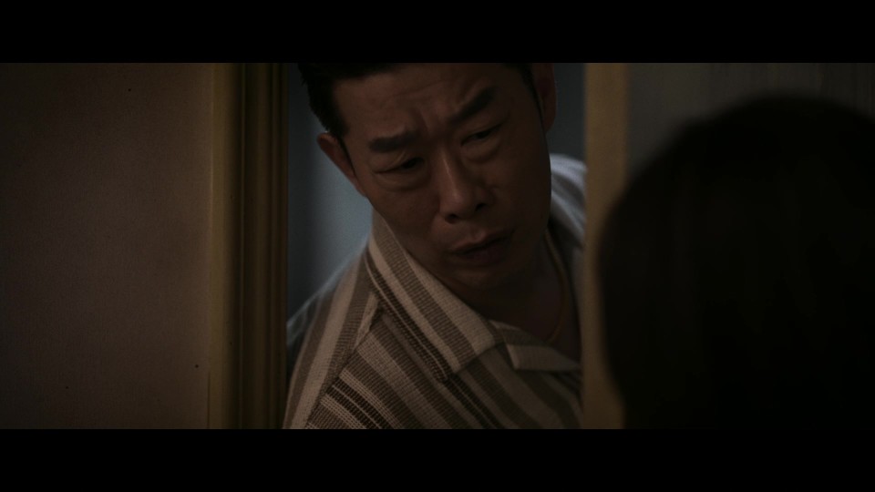 Them.Behind.the.Door.2024.BluRay.REMUX.AVC.TrueHD5.1-CHD.mkv_20250621_061721.844.jpg