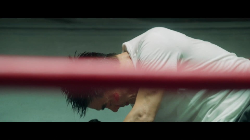 Man.on.the.Edge.2022.Bluray.1080p.iPad.AAC2.0.x264-CHDPAD.mp4_20250630_204124.471.jpg