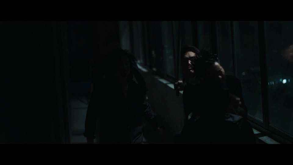 Wolf.Hiding.2023.Bluray.1080p.iPad.AAC2.0.x264-CHDPAD.mp4_20250701_195837.830.jpg
